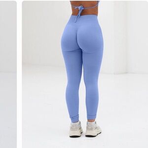 Lazuli Scrunch Sculpt leggings